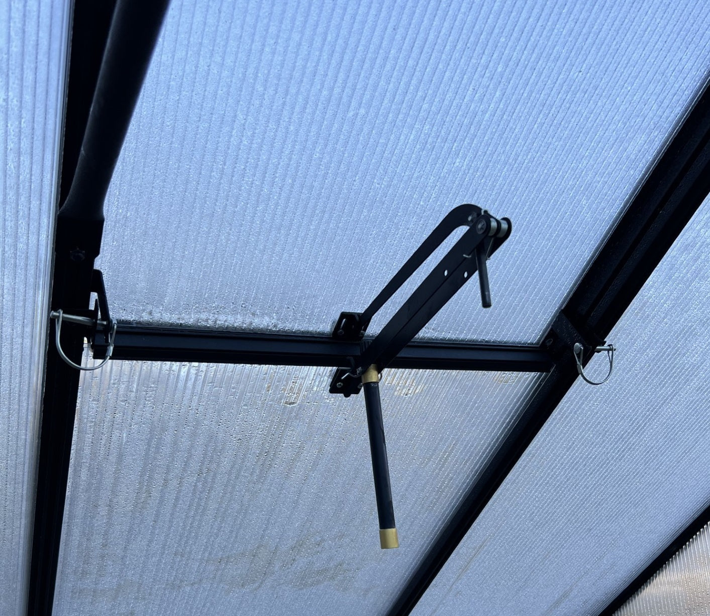 Lock Down Kit for use with Mont Greenhouse Roof Vents - Set of 2